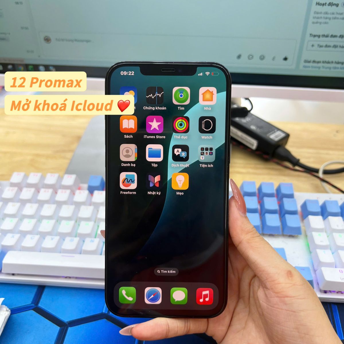 iPhone 12 Pro Max bị khóa iCloud