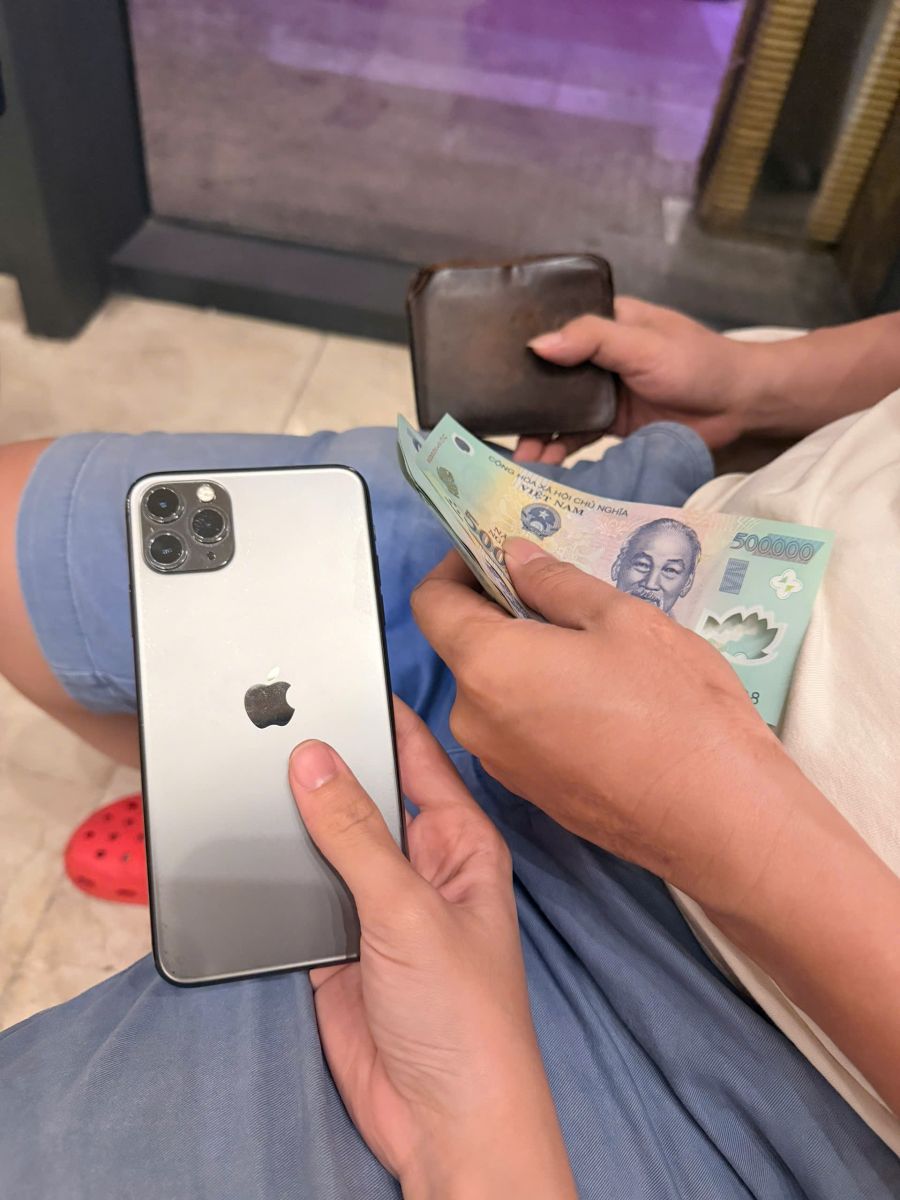 Sửa chữa và thay pin iPhone 13 Cần Thơ
